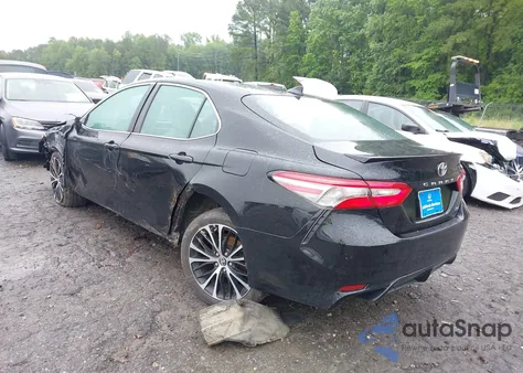 2019 Toyota Camry Se z USA, uszkodzony, nr VIN 4T1B11HK7KU681167